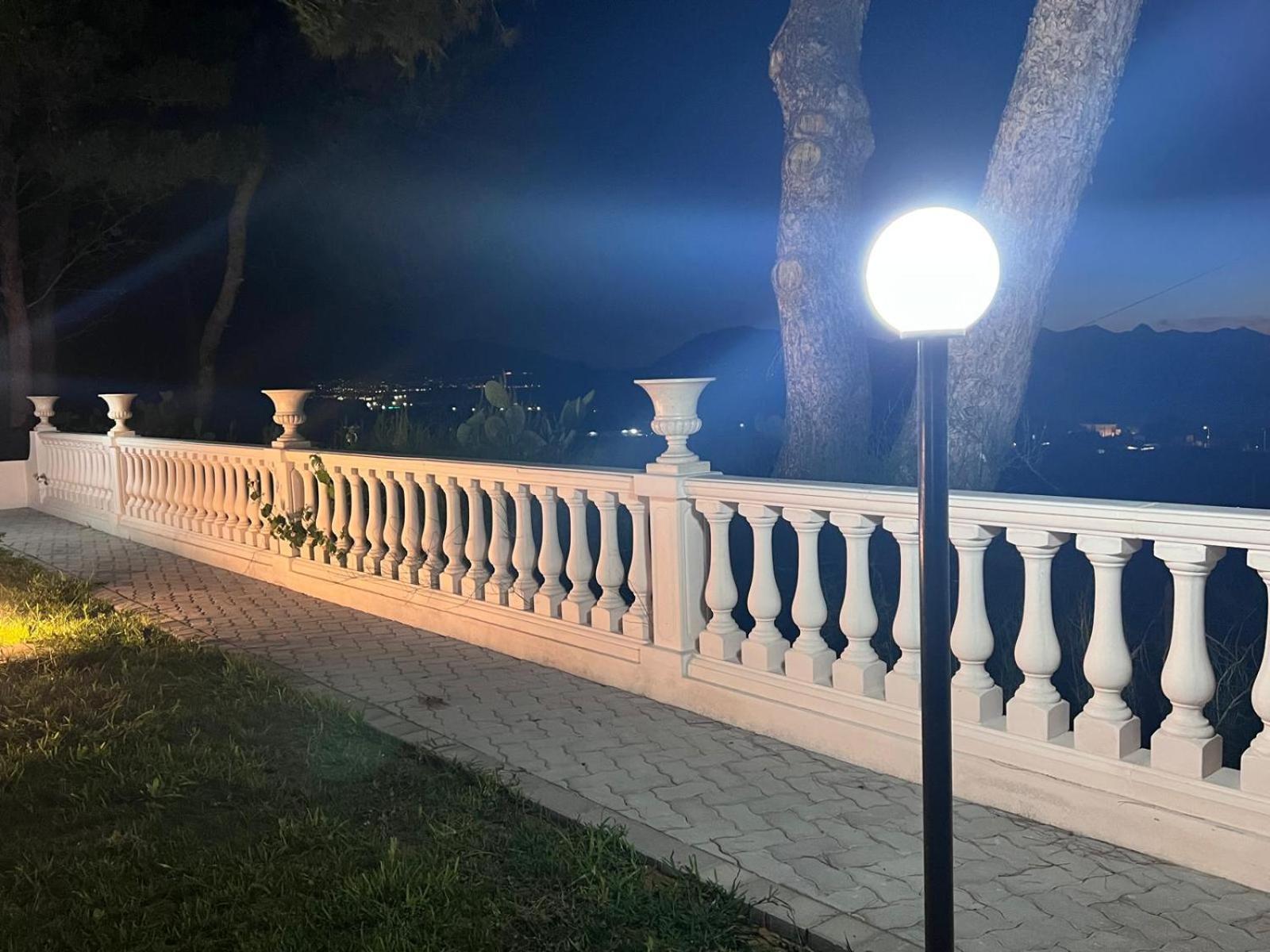 Villa Nunziatella Badia ตรัปเปโต ภายนอก รูปภาพ
