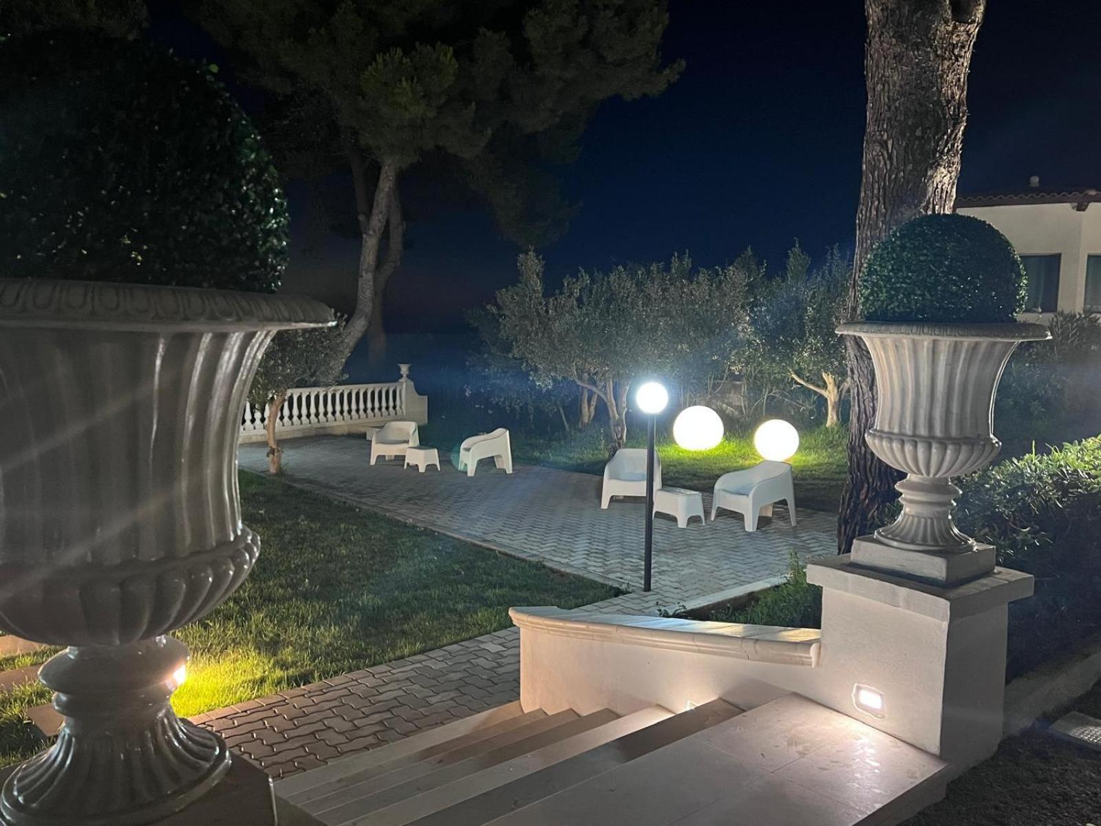 Villa Nunziatella Badia ตรัปเปโต ภายนอก รูปภาพ
